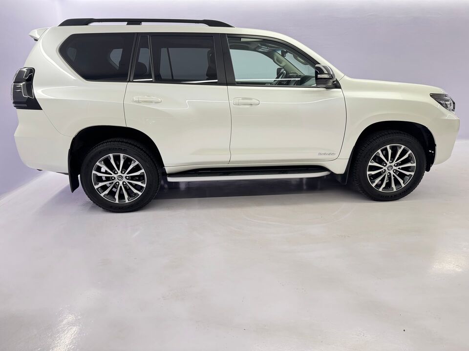 Land Cruiser 2.8 D 230 Invincible AWD