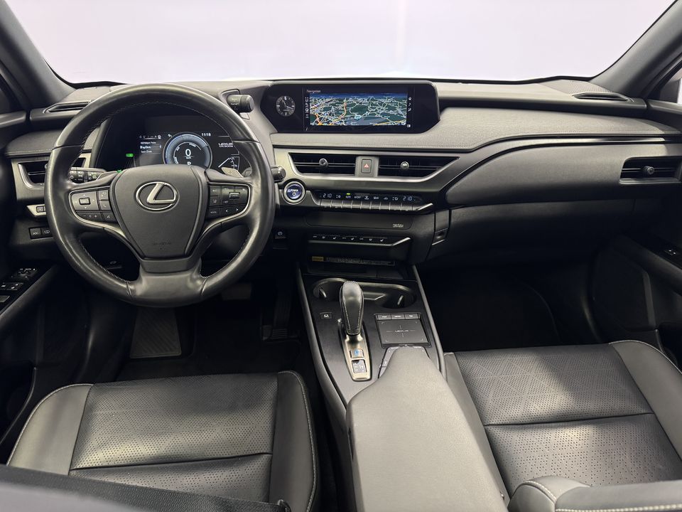 UX 300e Excellence