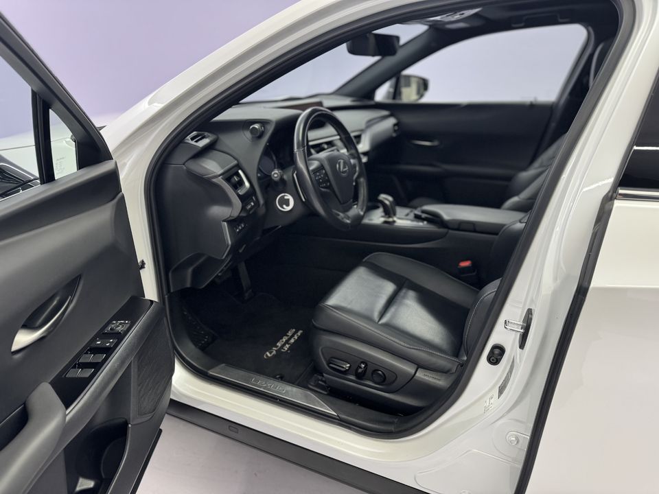 UX 300e Excellence