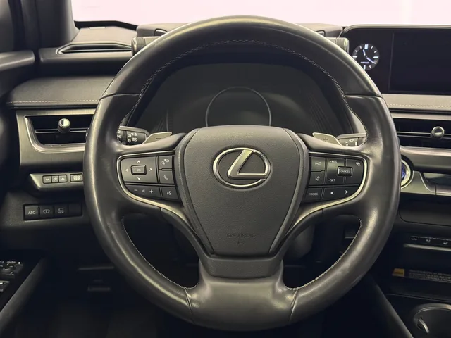 LEXUS UX 300e Excellence