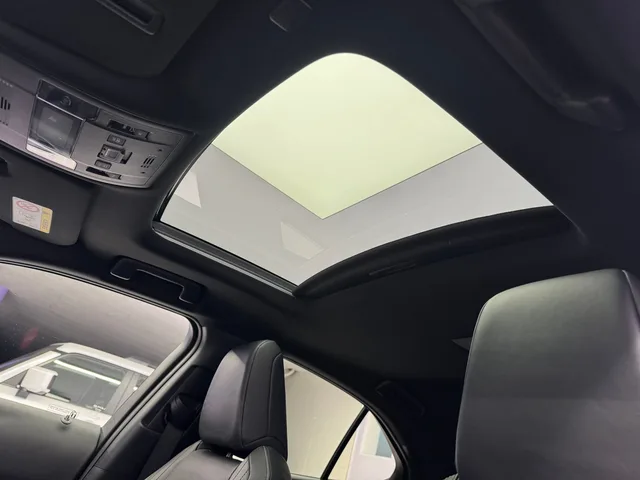 LEXUS UX 300e Excellence