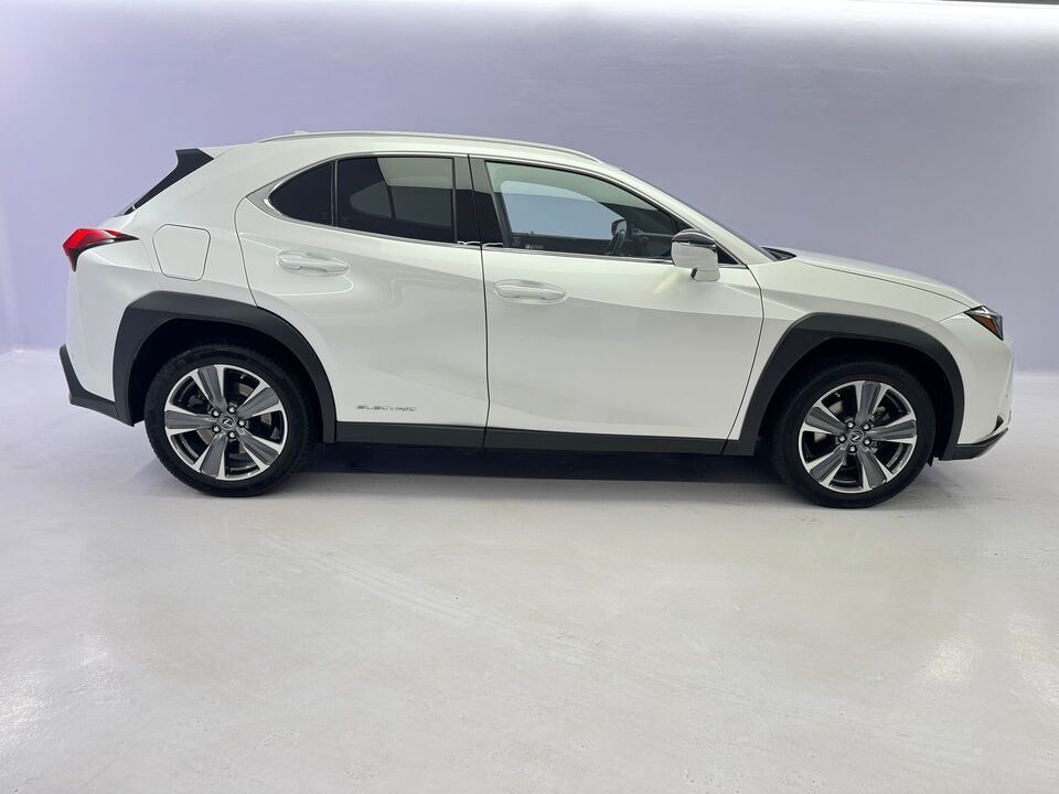 UX 300e Excellence
