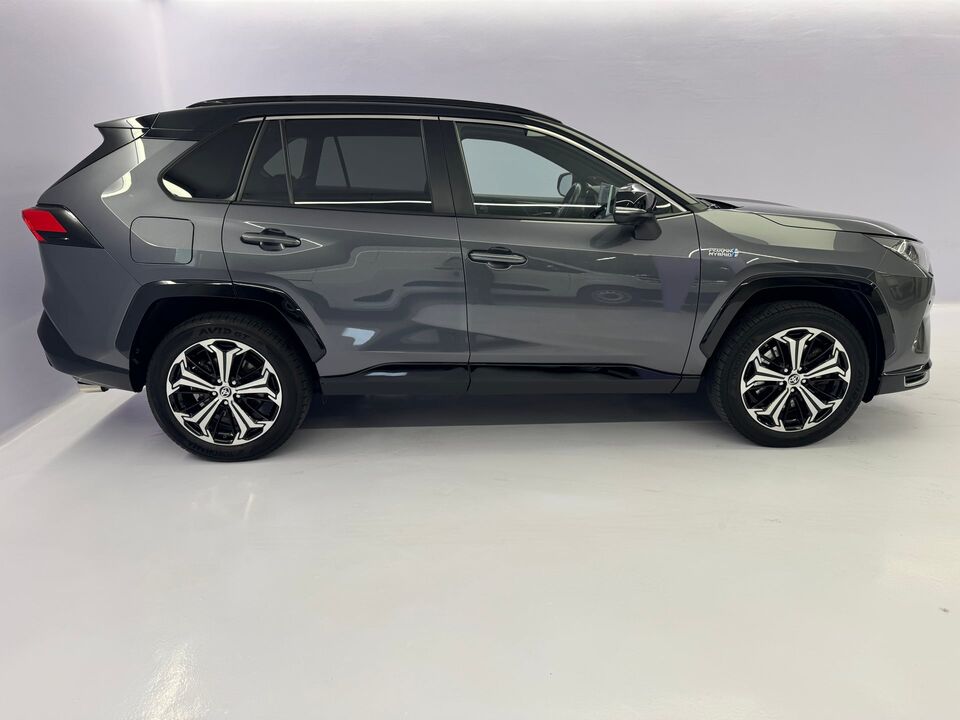 RAV4 2.5 Plug-in-Hybrid Platinum AWD-i