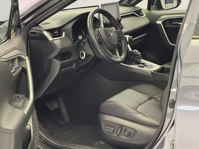 TOYOTA RAV4 2.5 Plug-in-Hybrid Platinum AWD-i