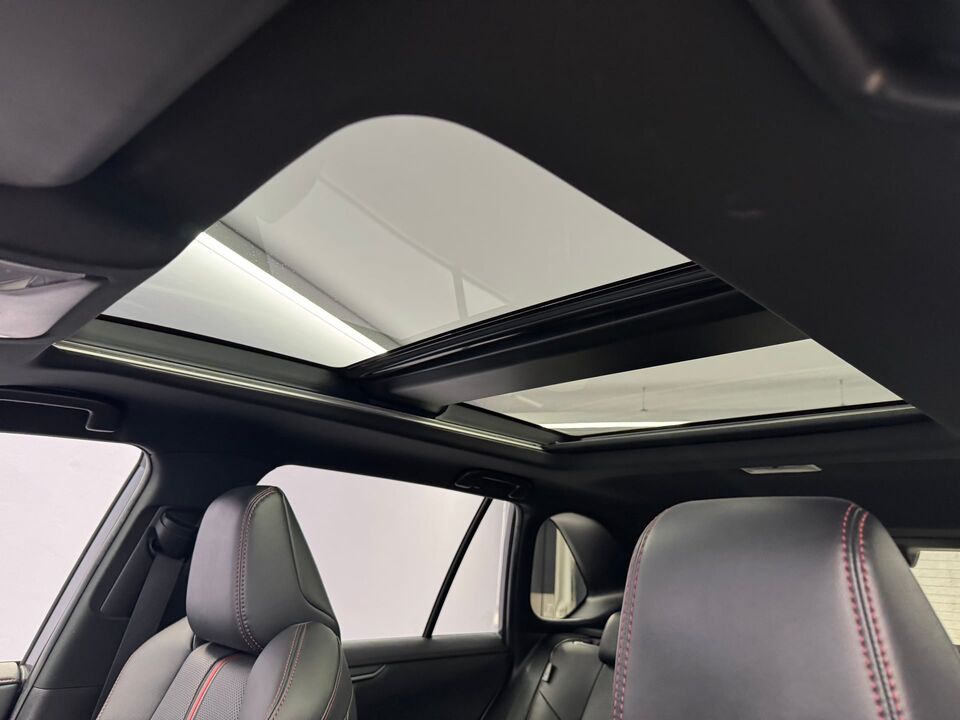 RAV4 2.5 Plug-in-Hybrid Platinum AWD-i