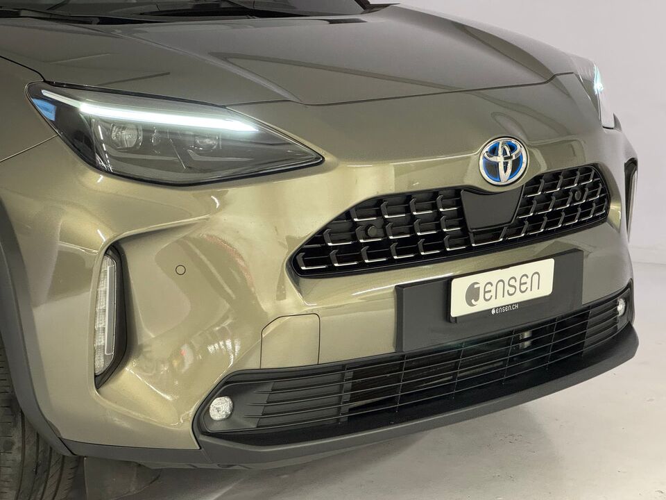 Yaris Cross 1.5 VVT-i HSD Elegant AWD-i