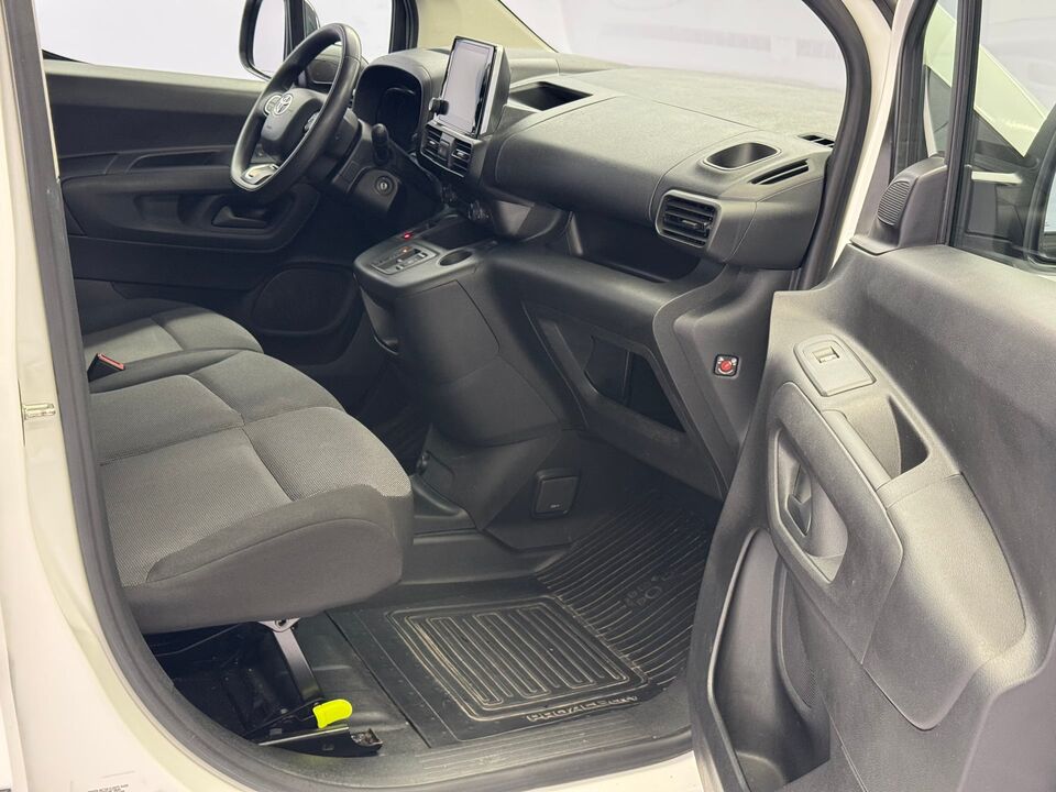 PROACE CITY Van L1 50KWh Active