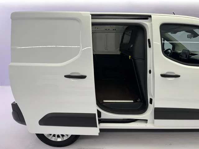 TOYOTA PROACE CITY Van L1 50KWh Active