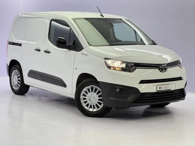 TOYOTA PROACE CITY Van L1 50KWh Active