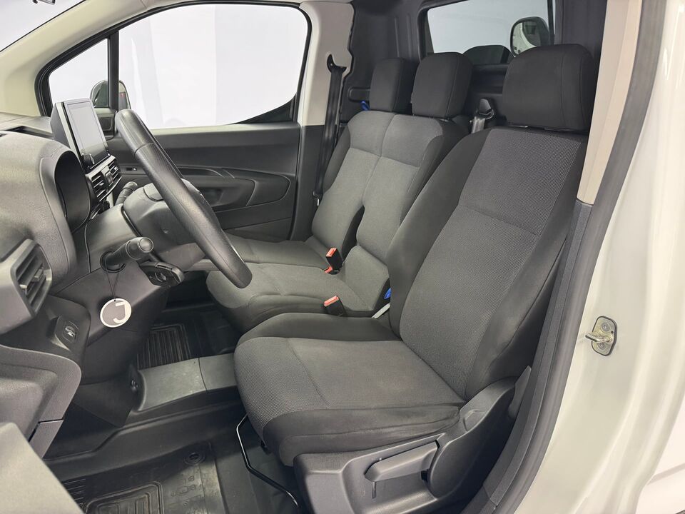 PROACE CITY Van L1 50KWh Active