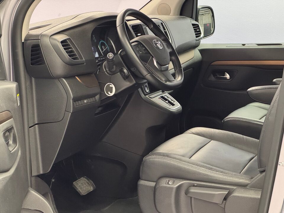 PROACE Verso L1 75KWh Trend