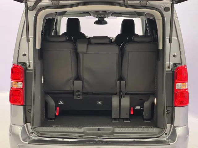 TOYOTA PROACE Verso L1 75KWh Trend