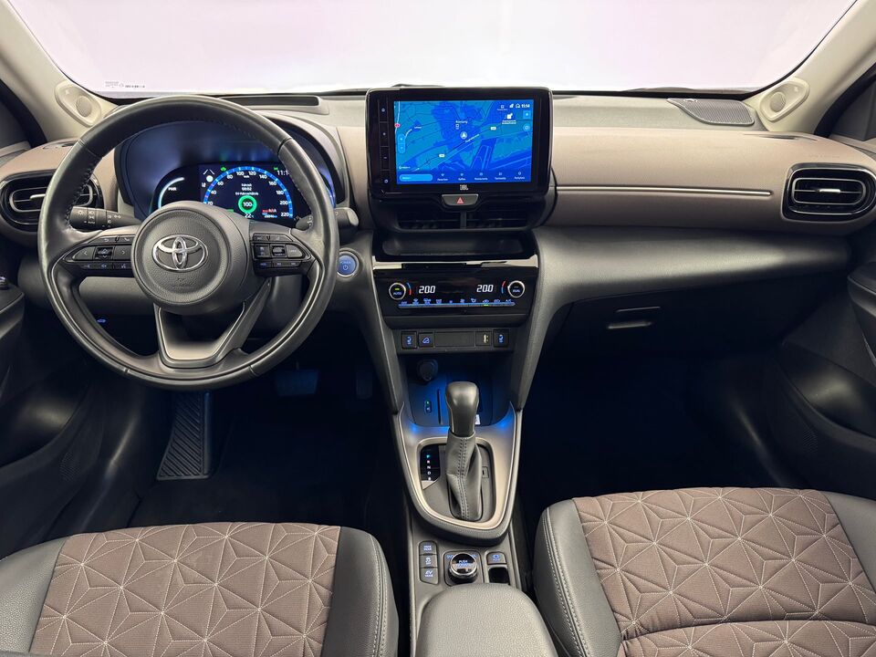 Yaris Cross 1.5 VVT-i HSD Elegant AWD-i