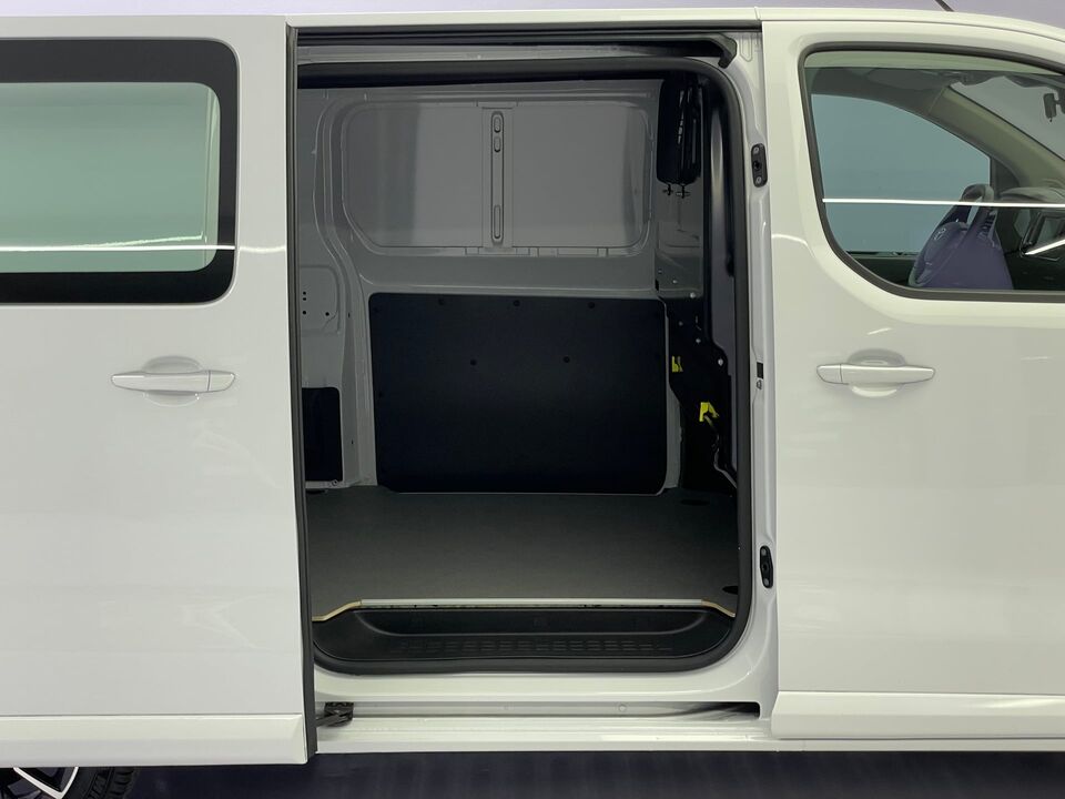 PROACE Van L1 75KWh Comfort
