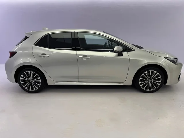 TOYOTA Corolla 2.0 HSD Trend