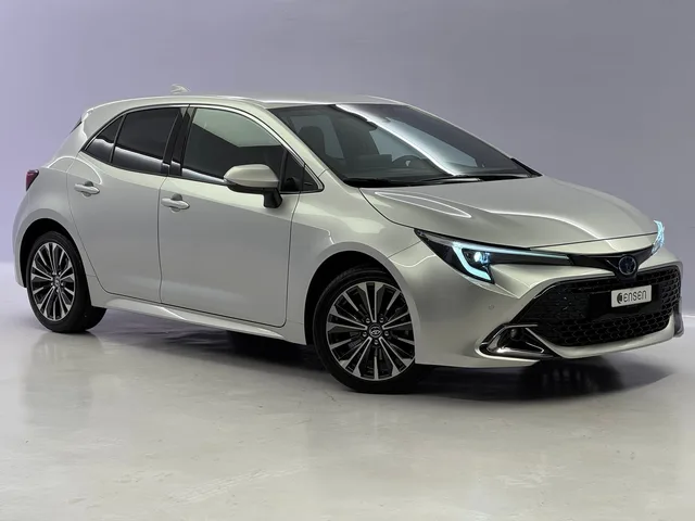 TOYOTA Corolla 2.0 HSD Trend
