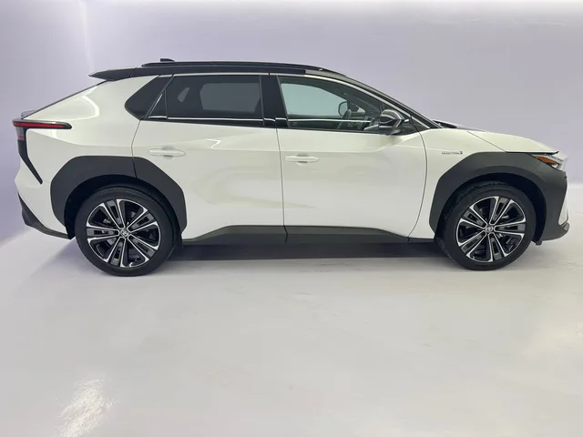 TOYOTA bZ4X Premium AWD