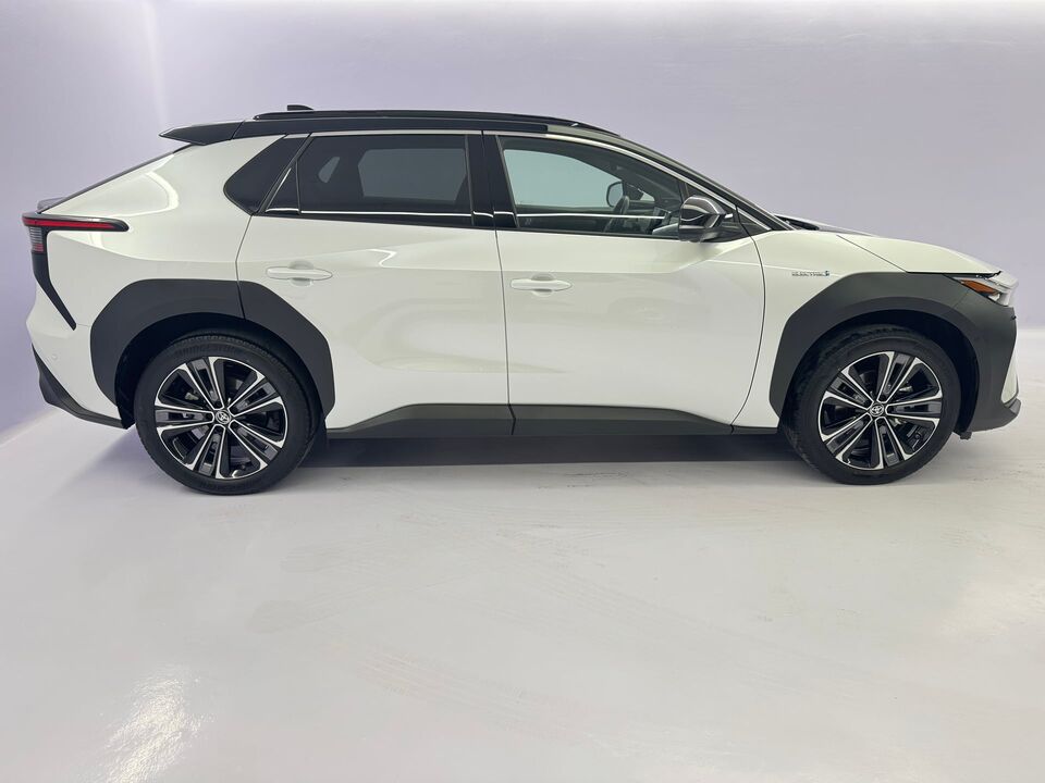 bZ4X Premium AWD