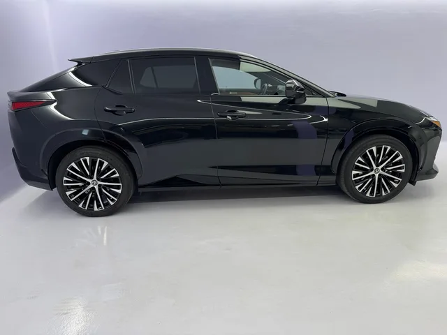 LEXUS RZ 450e Excellence AWD