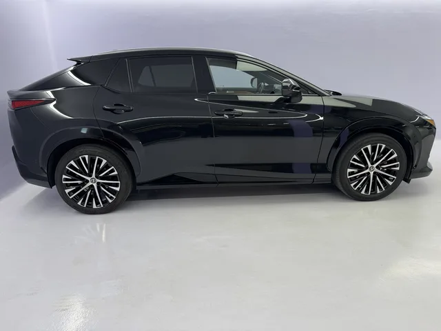 LEXUS RZ 450e Excellence AWD