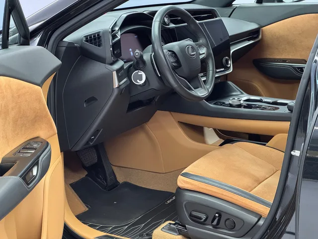 LEXUS RZ 450e Excellence AWD