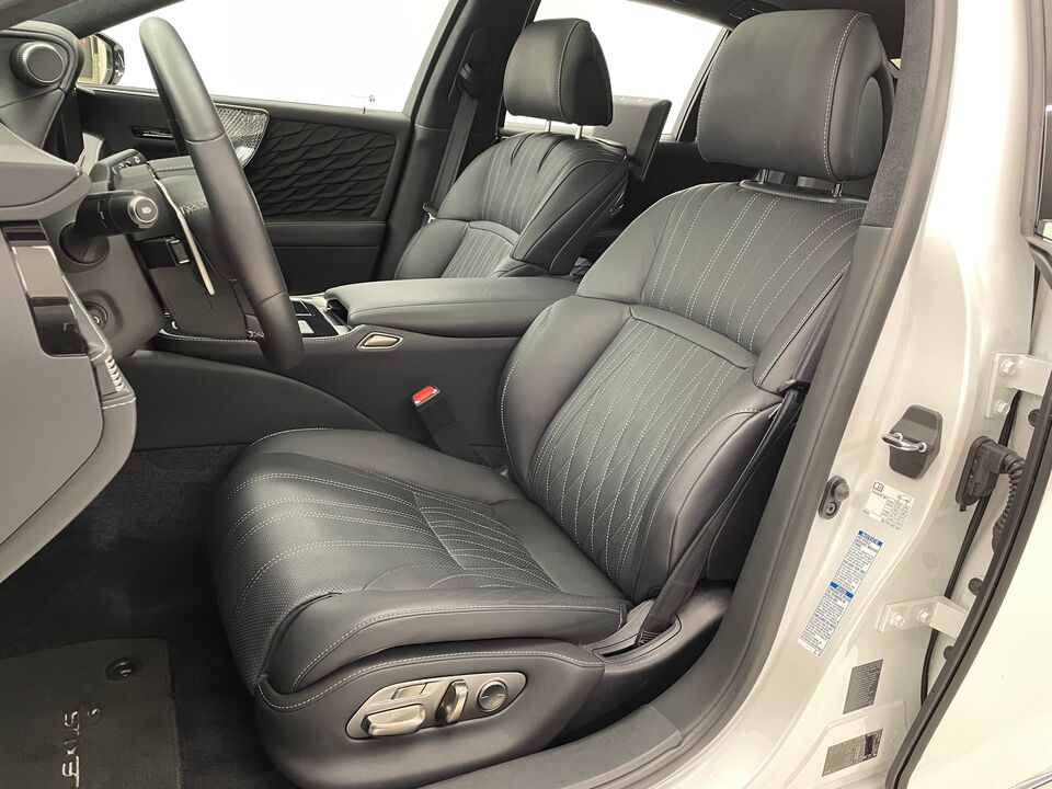 LS 500h Excellence AWD