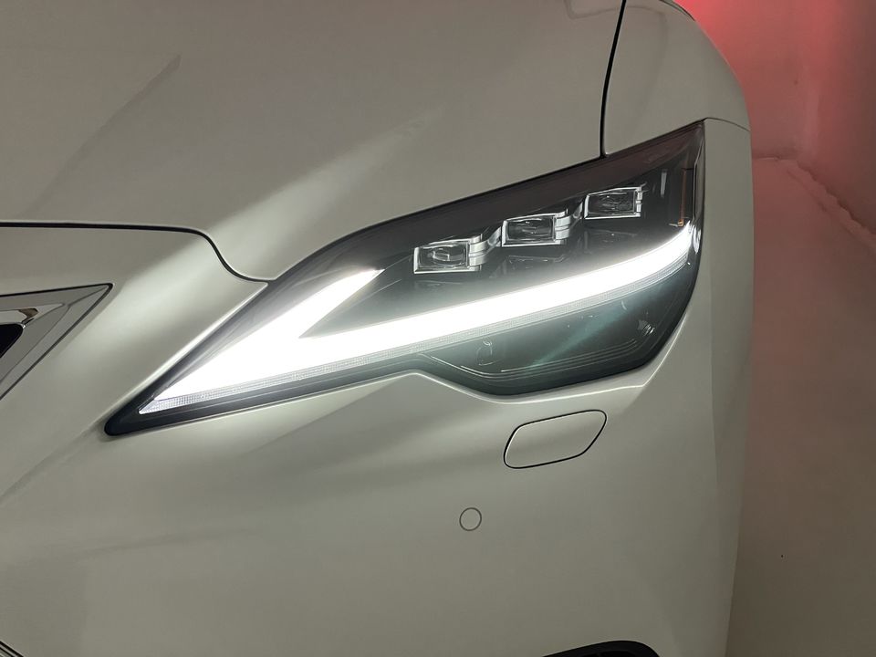LS 500h Excellence AWD