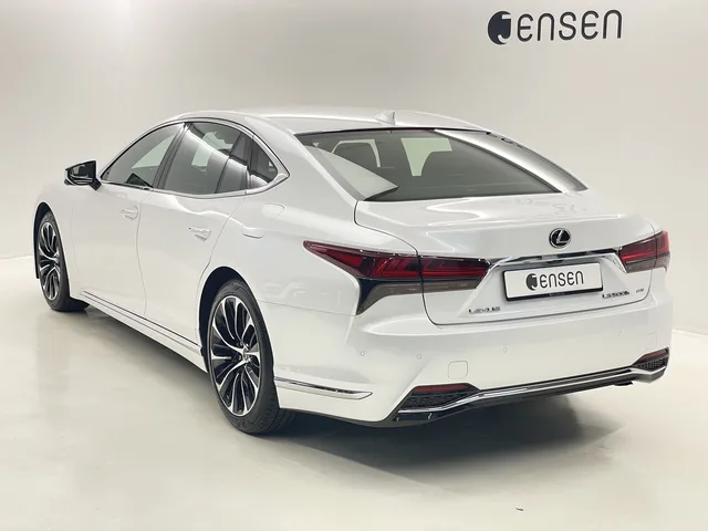 LEXUS LS 500h Excellence AWD