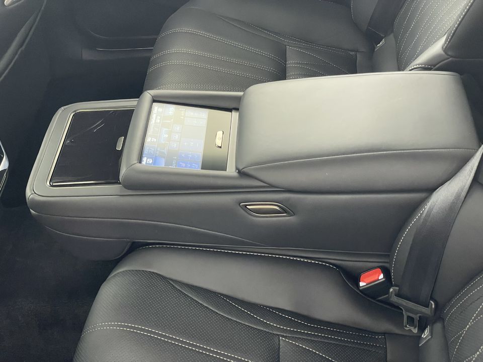 LS 500h Excellence AWD