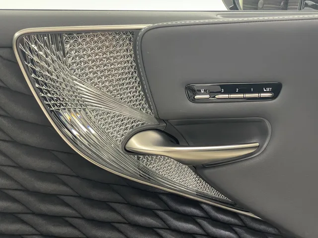 LEXUS LS 500h Excellence AWD