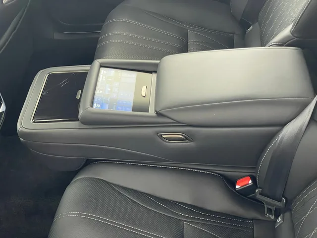 LEXUS LS 500h Excellence AWD