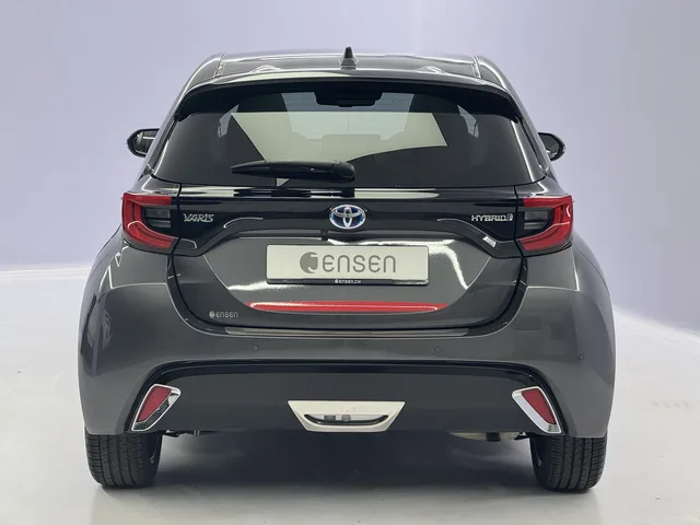 TOYOTA Yaris 1.5 VVT-i HSD Premium