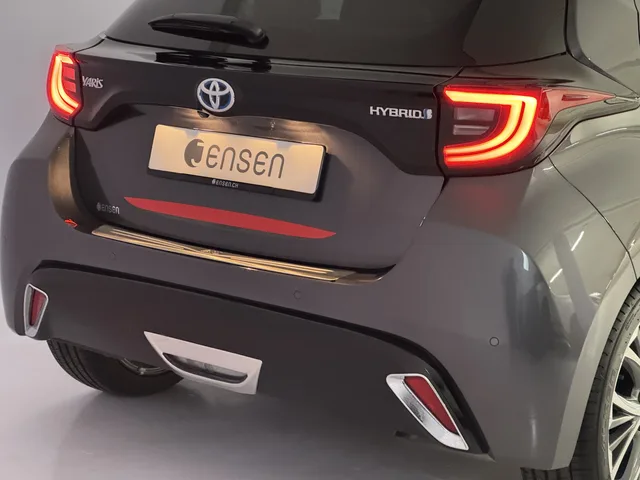 TOYOTA Yaris 1.5 VVT-i HSD Premium