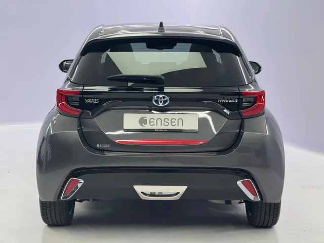 TOYOTA Yaris 1.5 VVT-i HSD Premium
