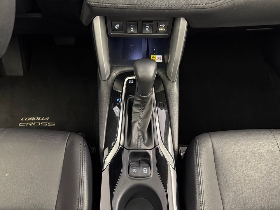 Corolla Cross 2.0 HSD Premium AWD-i