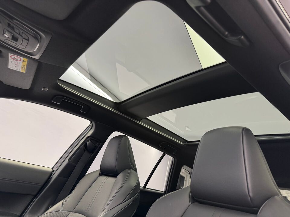 Corolla Cross 2.0 HSD Premium AWD-i