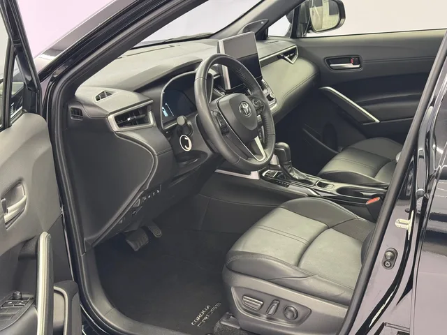 TOYOTA Corolla Cross 2.0 HSD Premium AWD-i