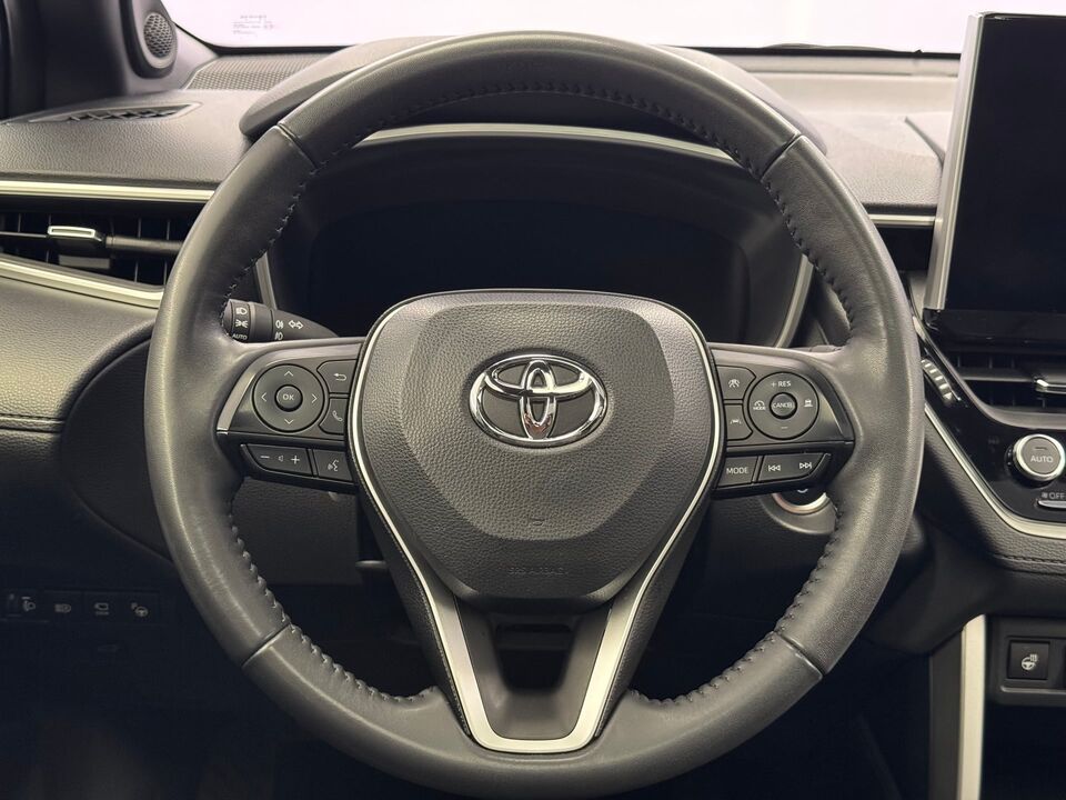 Corolla Cross 2.0 HSD Premium AWD-i