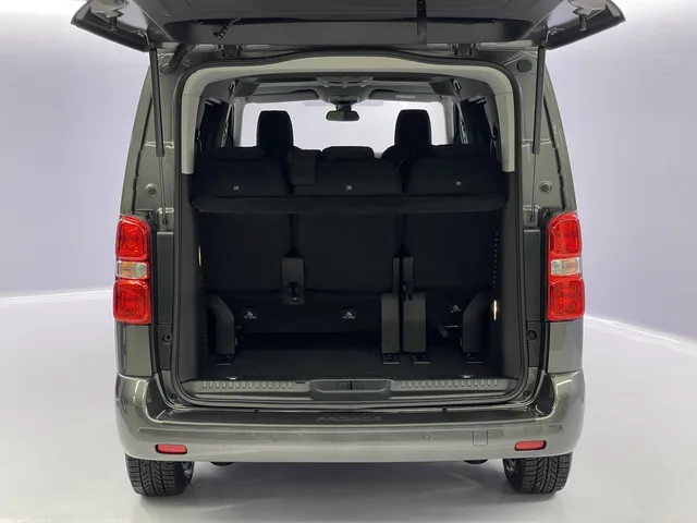 TOYOTA PROACE Verso L1 2.0 D Trend