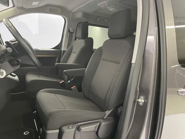 TOYOTA PROACE Verso L1 2.0 D Trend