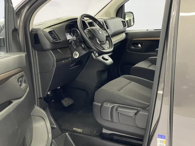 TOYOTA PROACE Verso L1 2.0 D Trend