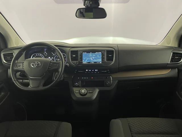 TOYOTA PROACE Verso L1 2.0 D Trend