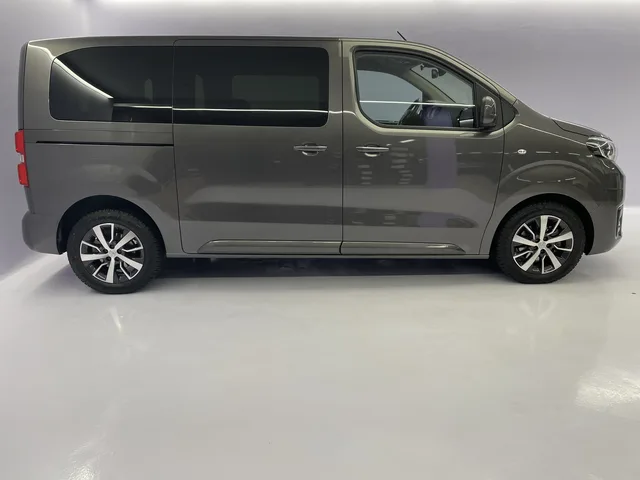 TOYOTA PROACE Verso L1 2.0 D Trend