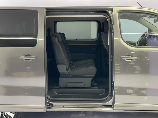 TOYOTA PROACE Verso L1 2.0 D Trend