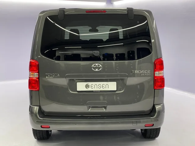 TOYOTA PROACE Verso L1 2.0 D Trend