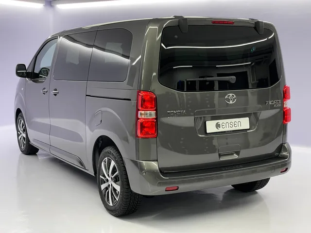 TOYOTA PROACE Verso L1 2.0 D Trend