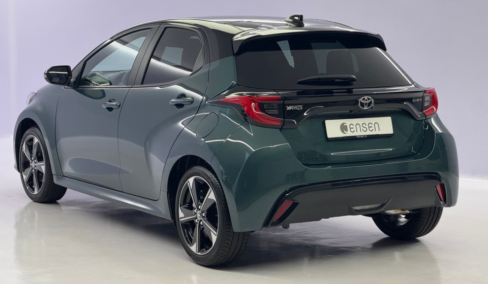 TOYOTA Yaris Hybrid 1.5 Premium