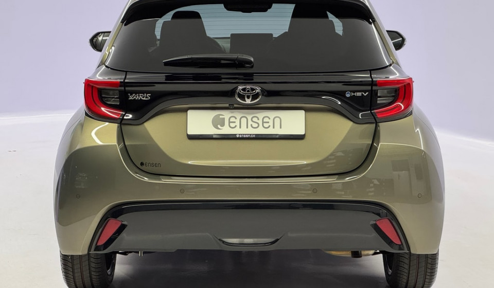 TOYOTA Yaris Hybrid 1.5 Premium