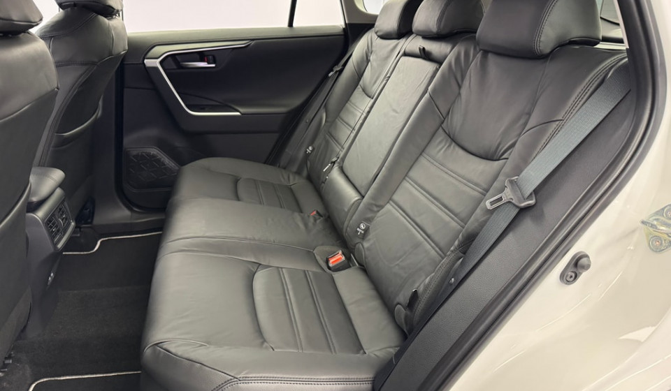 TOYOTA RAV-4 Hybrid 2.5 Comfort AWD-i