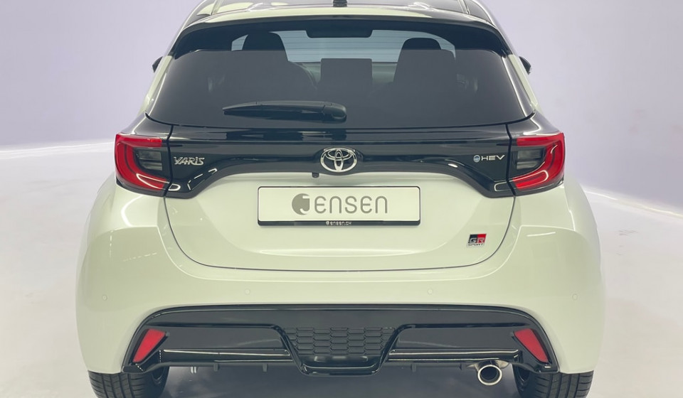 TOYOTA Yaris Hybrid 1.5 GR Sport